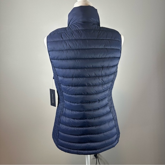 Tommy Hilfiger Navy Packable Lightweight Vest Small NWT Gold Logo Detail - Picture 2 of 12